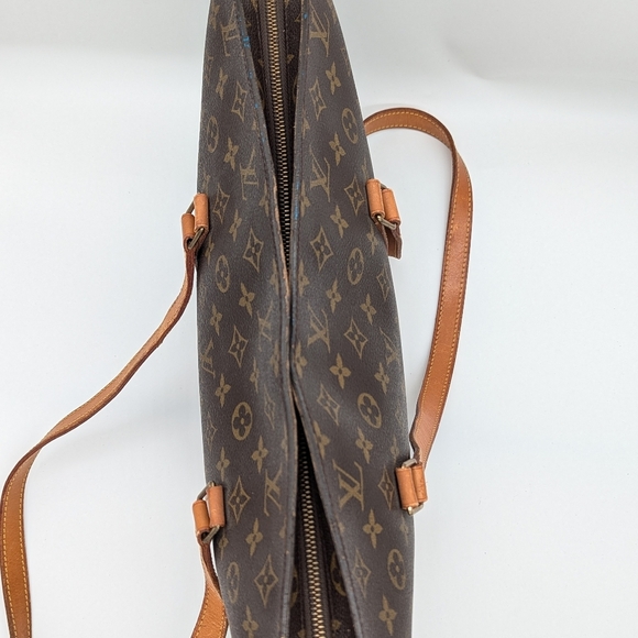 Louis Vuitton Monogram Canvas Hudson Tote - Picture 14 of 16